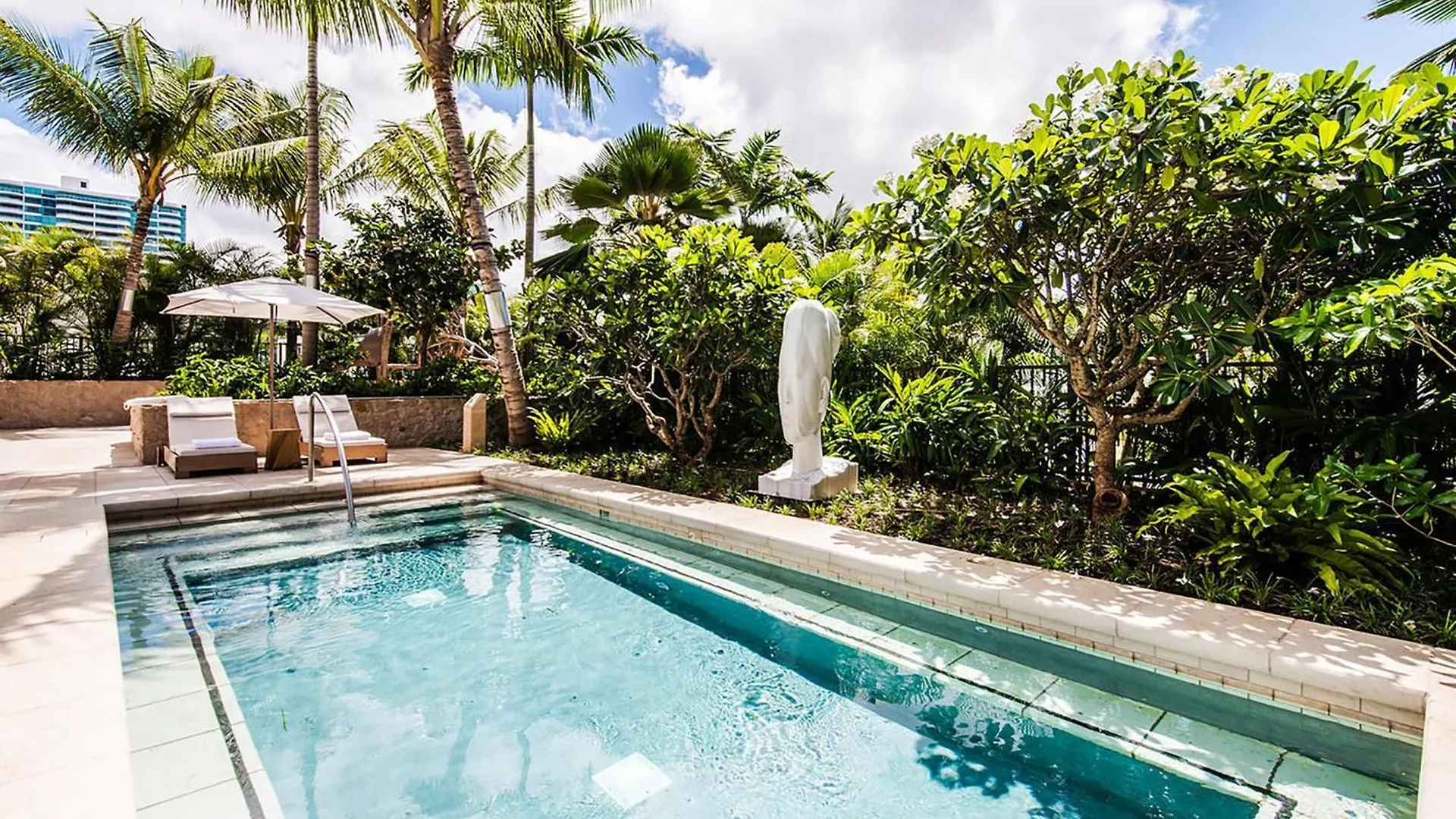 Park Lane 3300 Apts Honolulu
